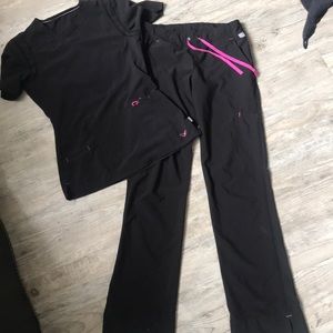 Smitten scrub top and bottom pant set xxs